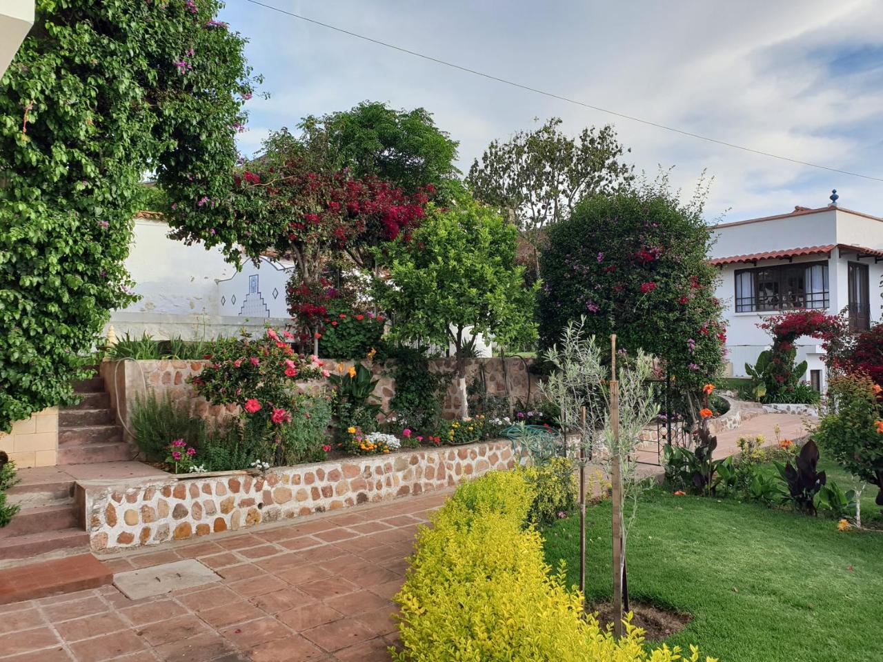 El Jardin De Su Merced B&B Сукре Экстерьер фото